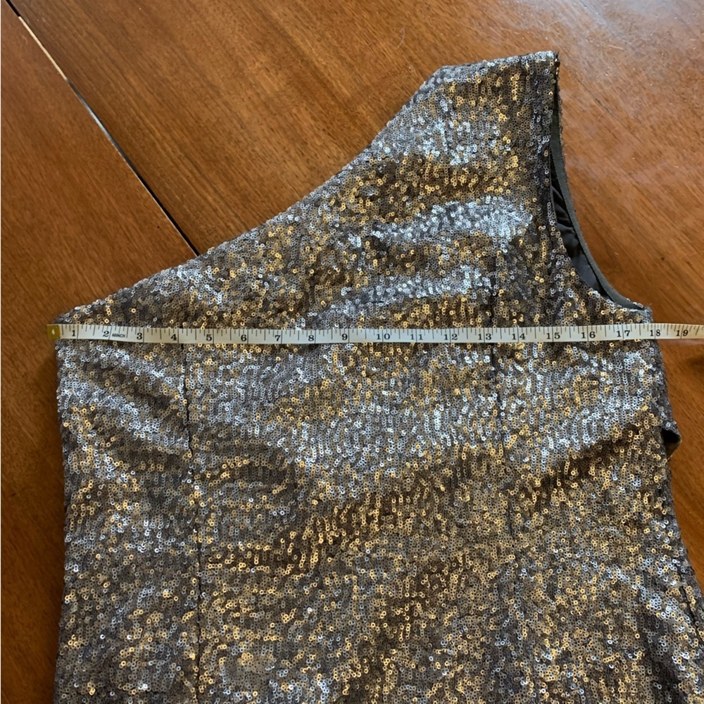 Pamella Roland Silver Sequin One‑Shoulder Dress – Size 12 - Picture 9 of 16